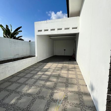 Sabbi'S House Hotel Klaten Exterior photo